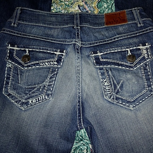 Sold - Picture 2 of 4